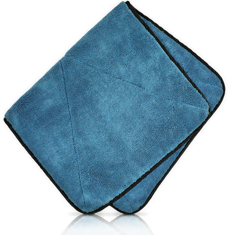 Detailer's Preference® 18" x 32" 780 GSM Super Absorbent Mega Microfiber Towel