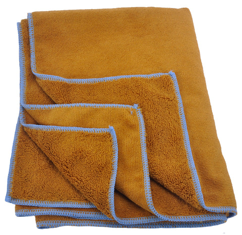 GroomTex® 24 x 39 in. 350 GSM Large Pet Microfiber Drying Towel – 6.5 Sq Ft