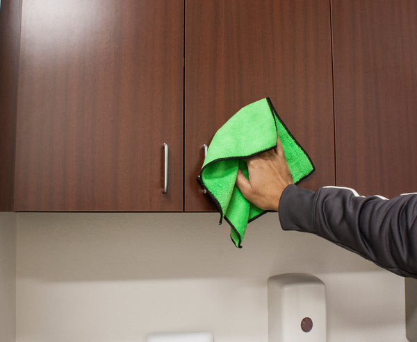 Eurow 12 x 12 in. 350 GSM Microfiber Cleaning Towels – Green With Black Trim – 50-pack