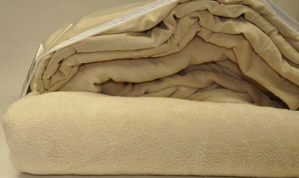 Nouvelle Legende® Microfiber Luxury Coral Fleece Sheet Set