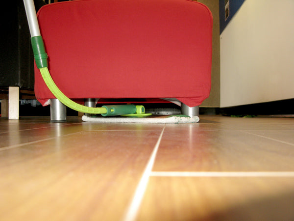 CleanAide® Flat Mop System – Flip’N Clean Mop & 2 Pads