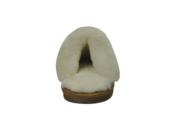 Eurow Women's Hard Sole Sheepskin Scuff Slippers – Chestnut/White